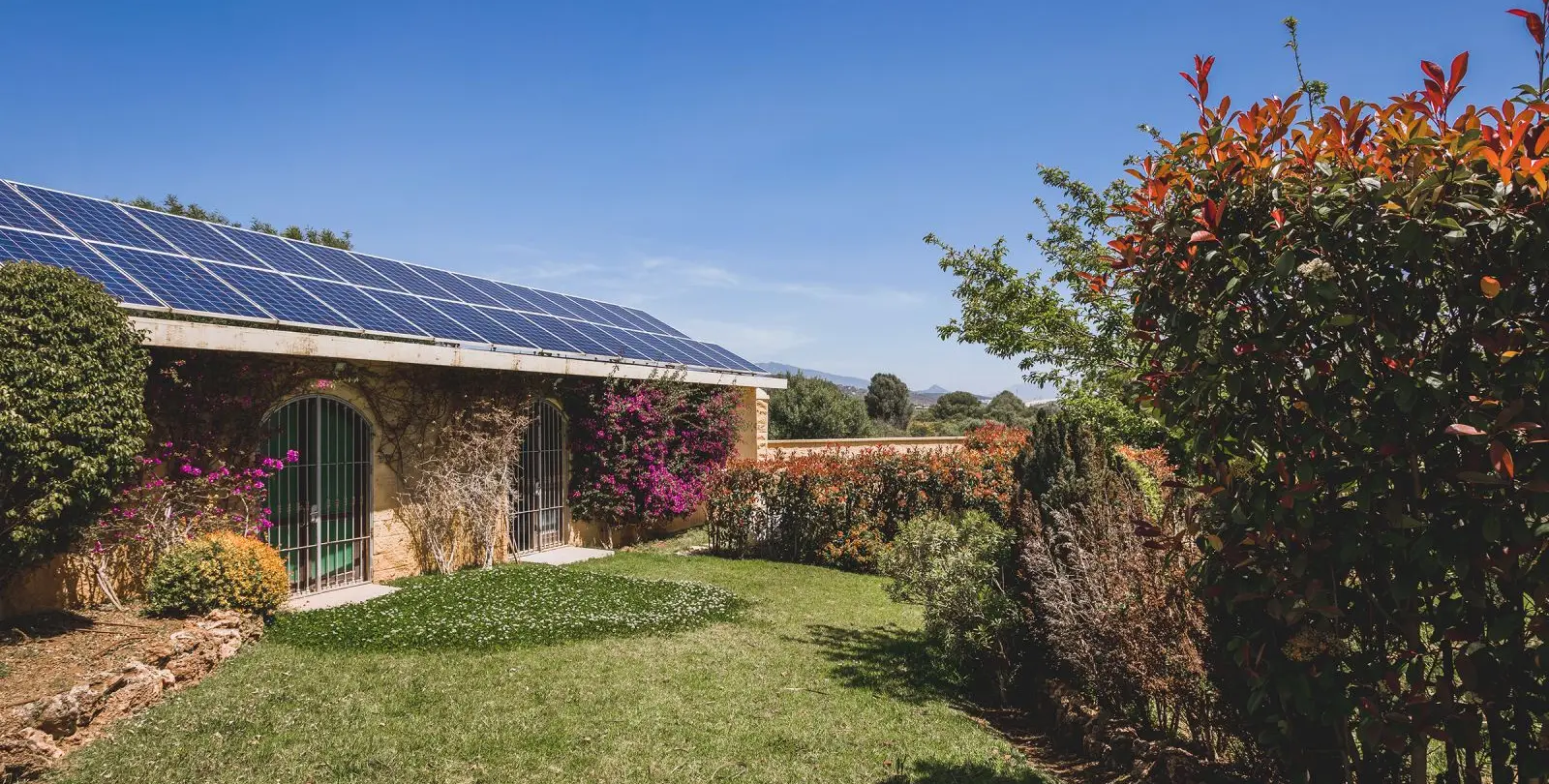 Продажа  отдельно стоящей виллы в Estepona 36