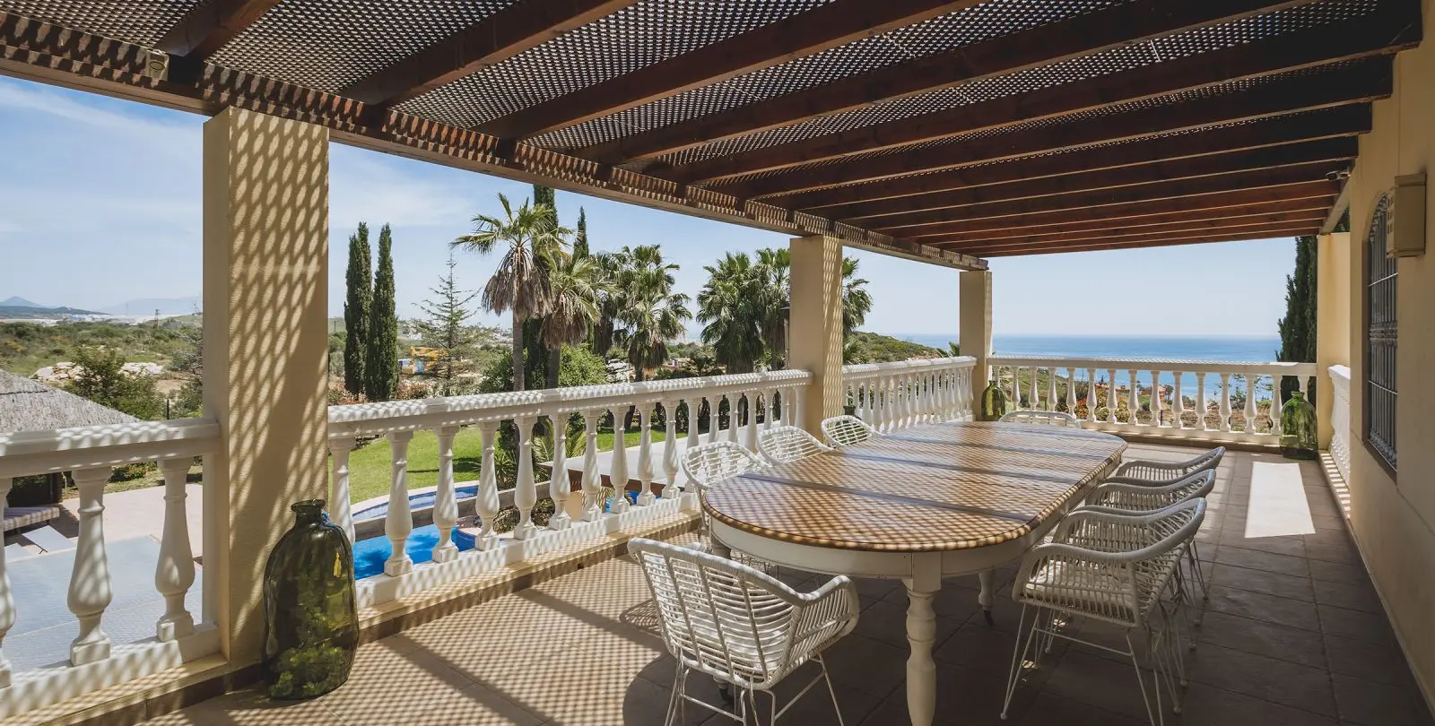 Продажа  отдельно стоящей виллы в Estepona 3