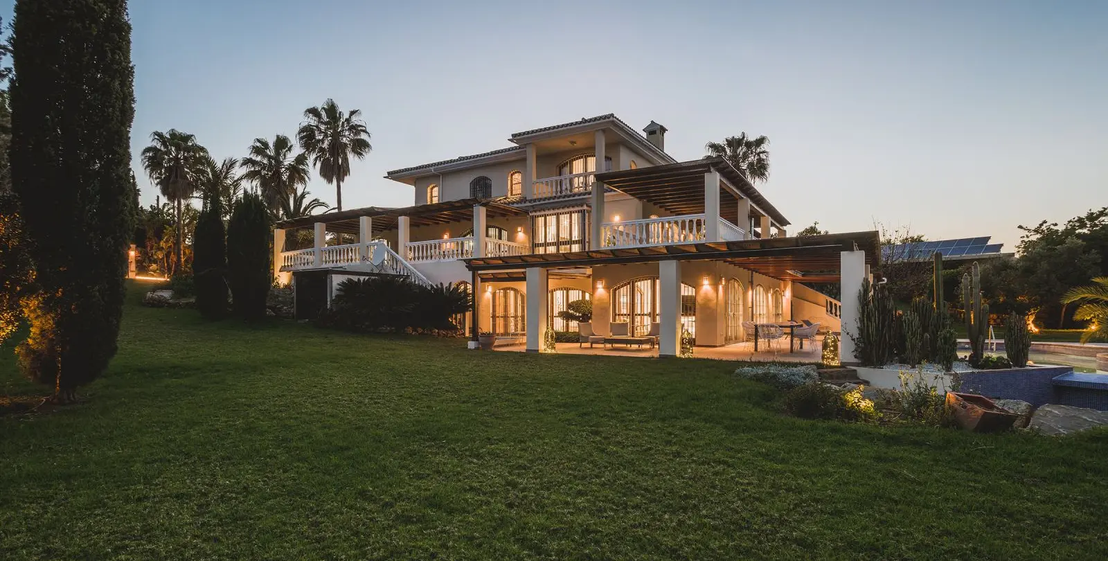 Продажа  отдельно стоящей виллы в Estepona 79