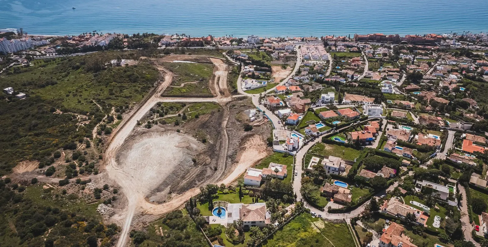 Продажа  отдельно стоящей виллы в Estepona 94