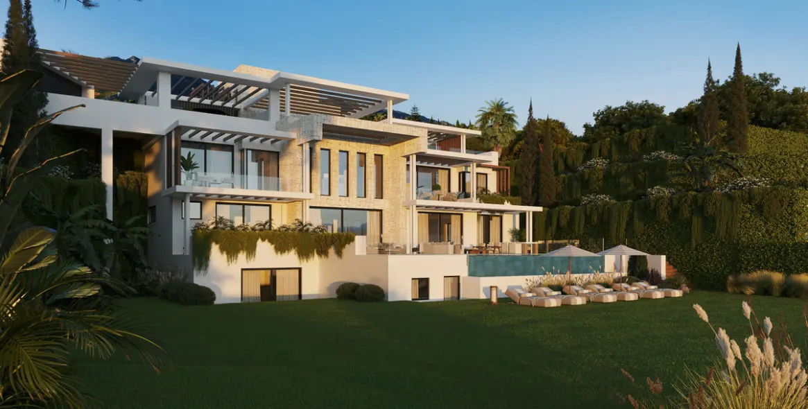 Продажа  отдельно стоящей виллы в Estepona 2