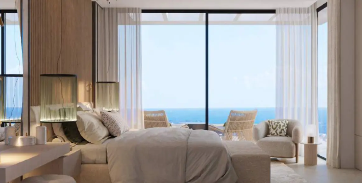 Продажа  отдельно стоящей виллы в Estepona 18