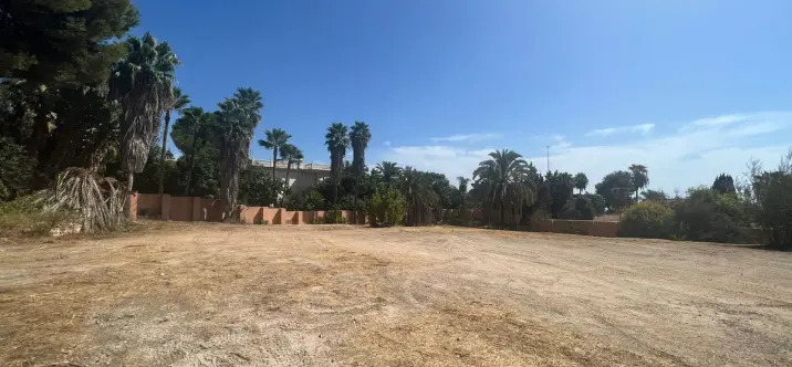 Venta de parcela residencial en Nagüeles 1
