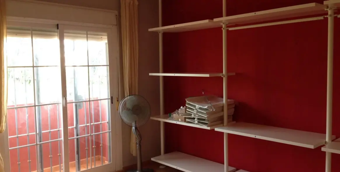 Продажа  отдельно стоящей виллы в New Golden Mile 14