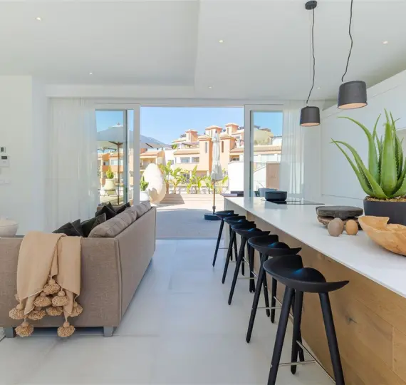 Venta de villa independiente en Riviera del Sol