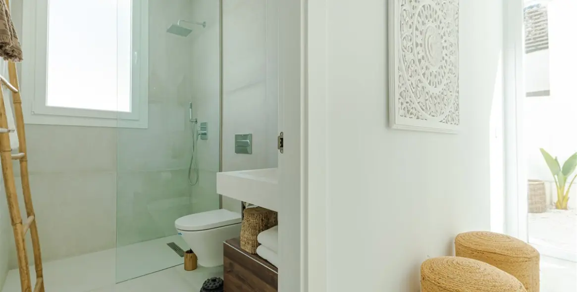 Продажа  отдельно стоящей виллы в Riviera del Sol 18