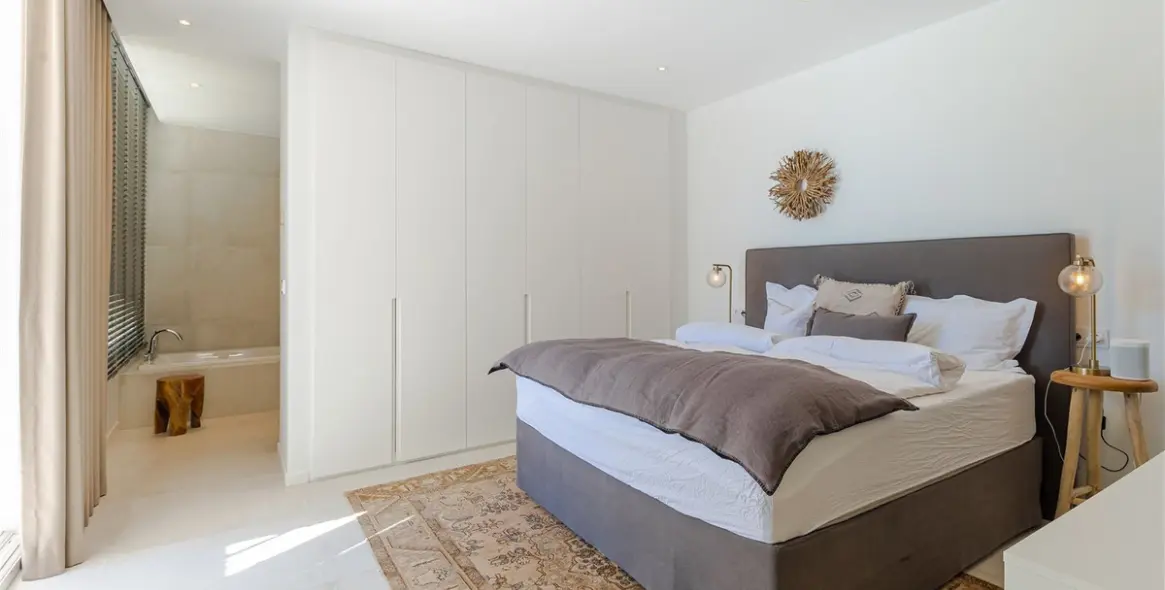 Sale of detached villa in Riviera del Sol 36