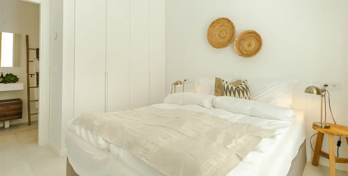 Sale of detached villa in Riviera del Sol 55