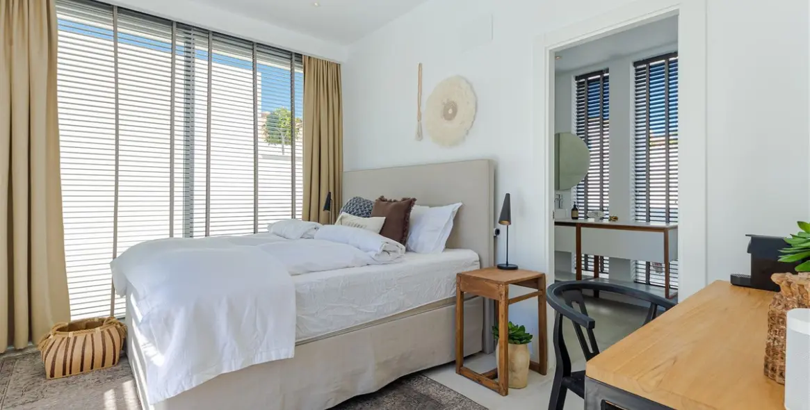 Продажа  отдельно стоящей виллы в Riviera del Sol 22