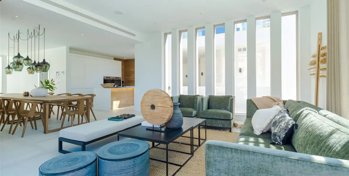 Продажа  отдельно стоящей виллы в Riviera del Sol 32