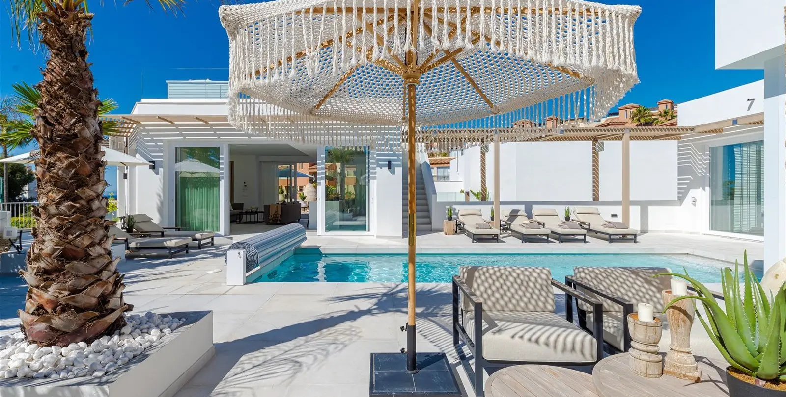 Sale of detached villa in Riviera del Sol 13