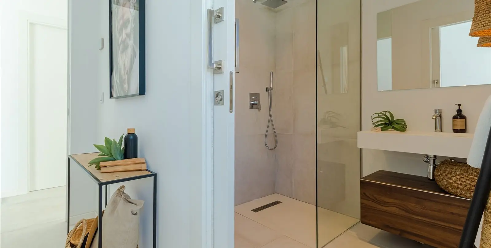 Sale of detached villa in Riviera del Sol 17