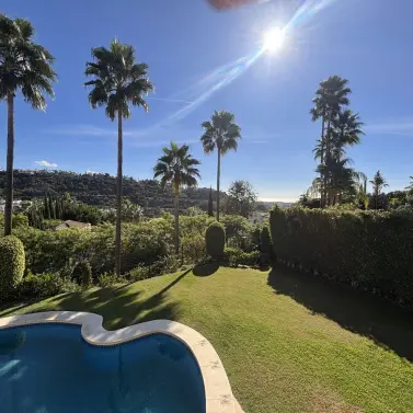 Продажа  отдельно стоящей виллы в Benahavís