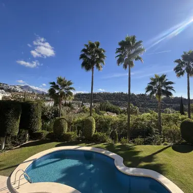 Продажа  отдельно стоящей виллы в Benahavís