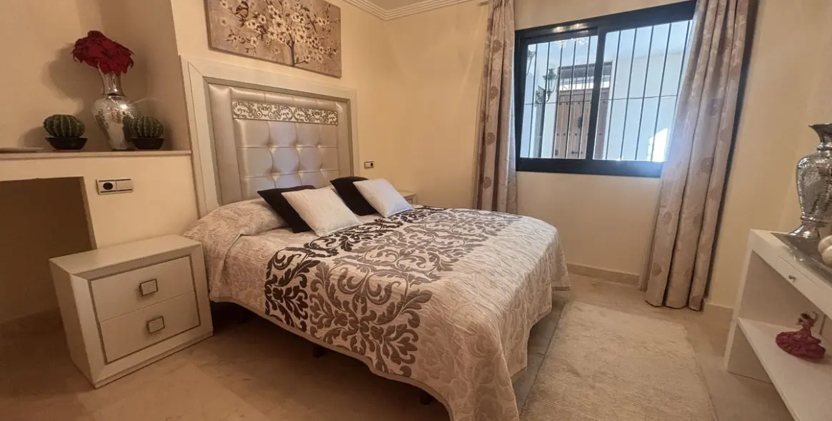 Продажа  отдельно стоящей виллы в Benahavís 15