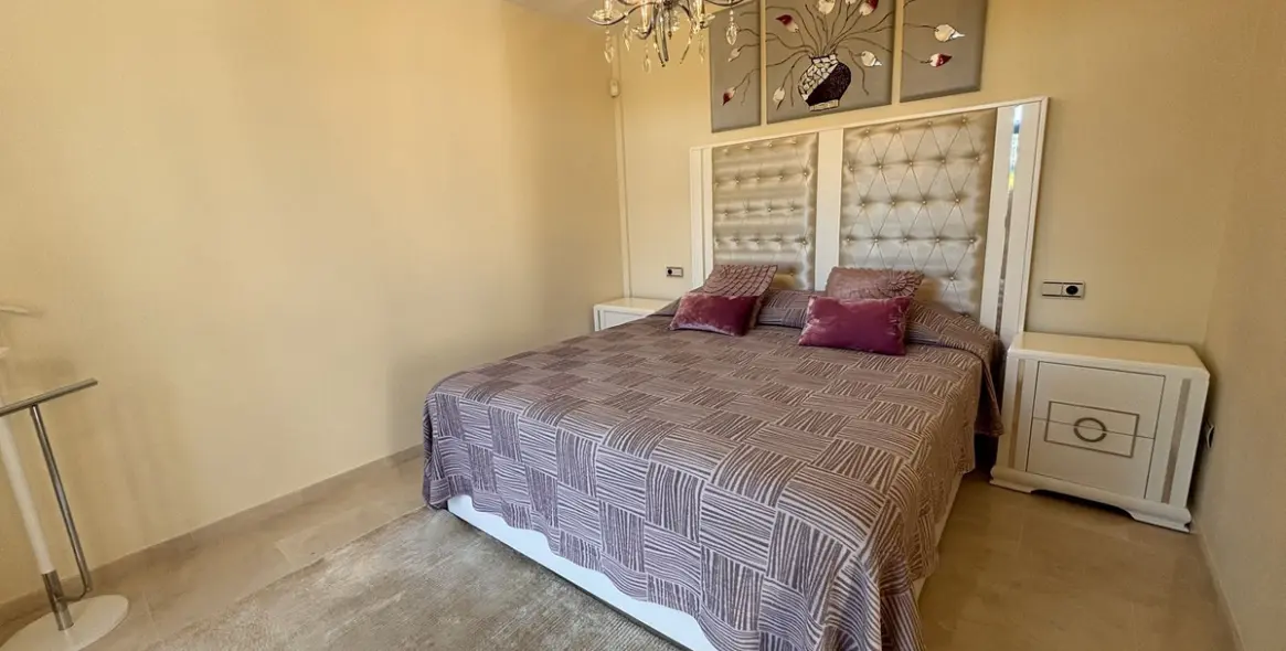 Продажа  отдельно стоящей виллы в Benahavís 18