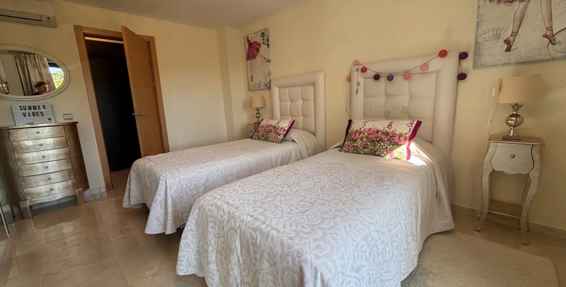 Продажа  отдельно стоящей виллы в Benahavís 19