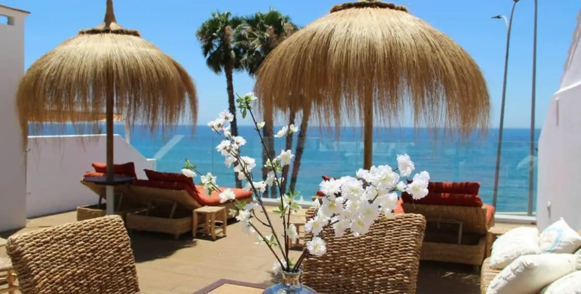 Продажа  отдельно стоящей виллы в Malaga (район Málaga Este) 1