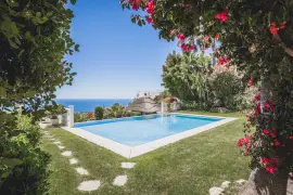 Image 10 thumb