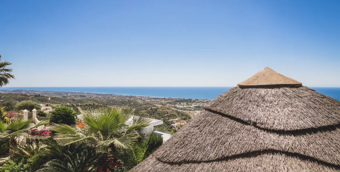 Sale of detached villa in Altos de los Monteros 13