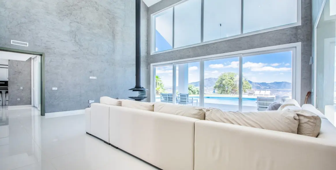 Venta de villa independiente en Marbella East (distrito La Mairena) 5