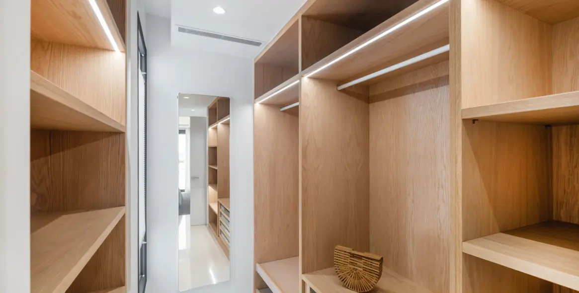 Sale of detached villa in Estepona 15