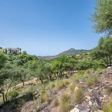 Sale of residential plot in La Zagaleta