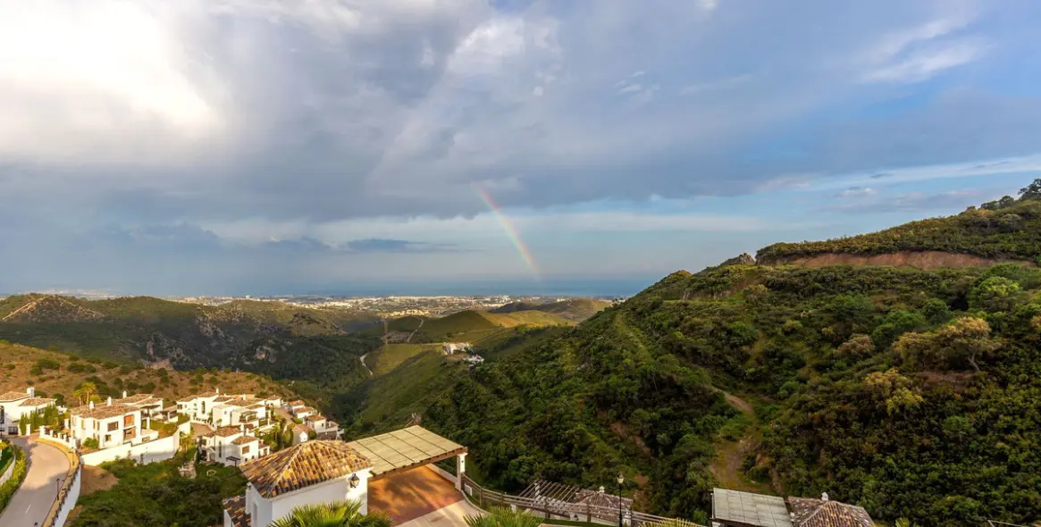 Продажа  отдельно стоящей виллы в Benahavís 7