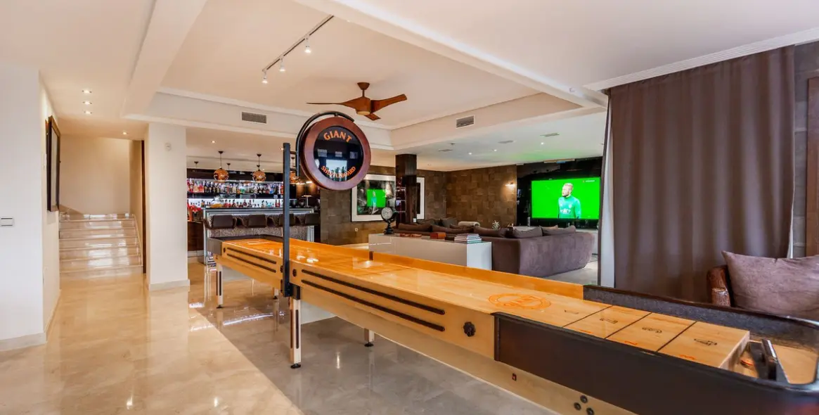 Продажа  отдельно стоящей виллы в Benahavís 8