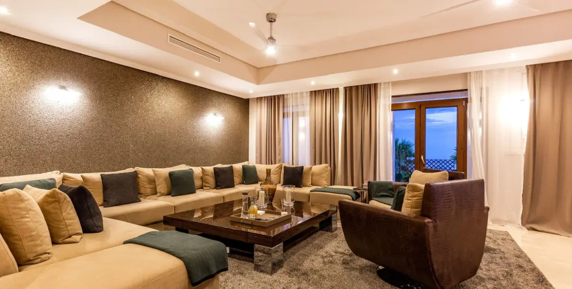 Продажа  отдельно стоящей виллы в Benahavís 11