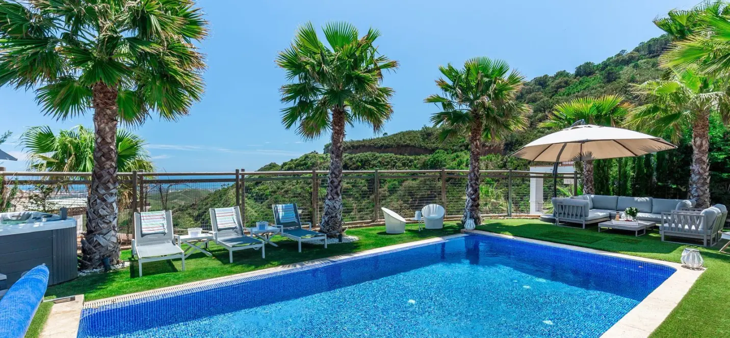 Venta de villa independiente en Benahavís 1