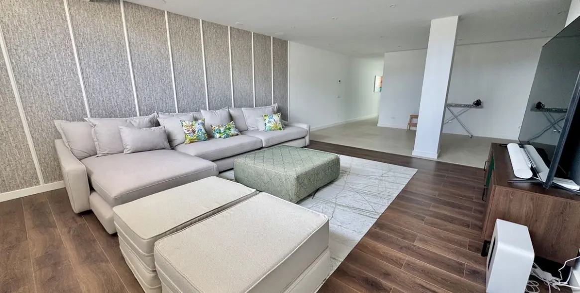 Sale of detached villa in Cancelada 41