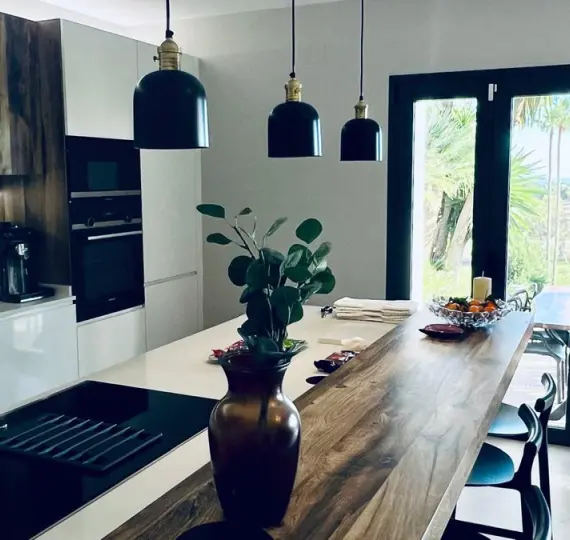 Venta de villa independiente en El Paraiso