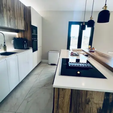 Venta de villa independiente en El Paraiso