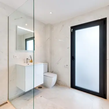 Venta de villa independiente en El Paraiso