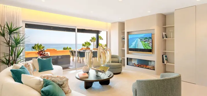 Middle floor apartment R5114335 1