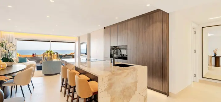 Middle floor apartment R5114335 2