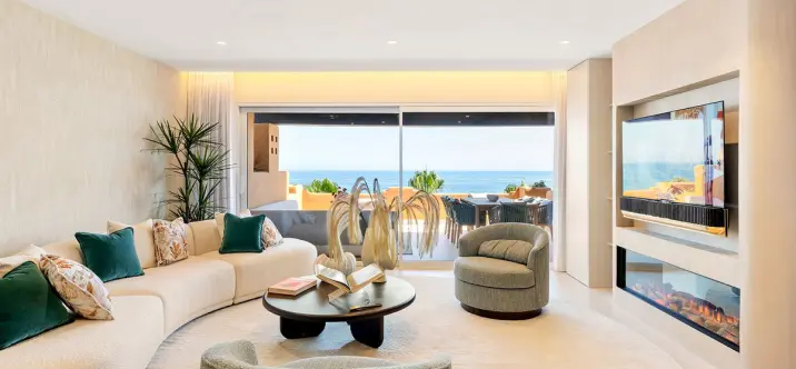 Middle floor apartment R5114335 4