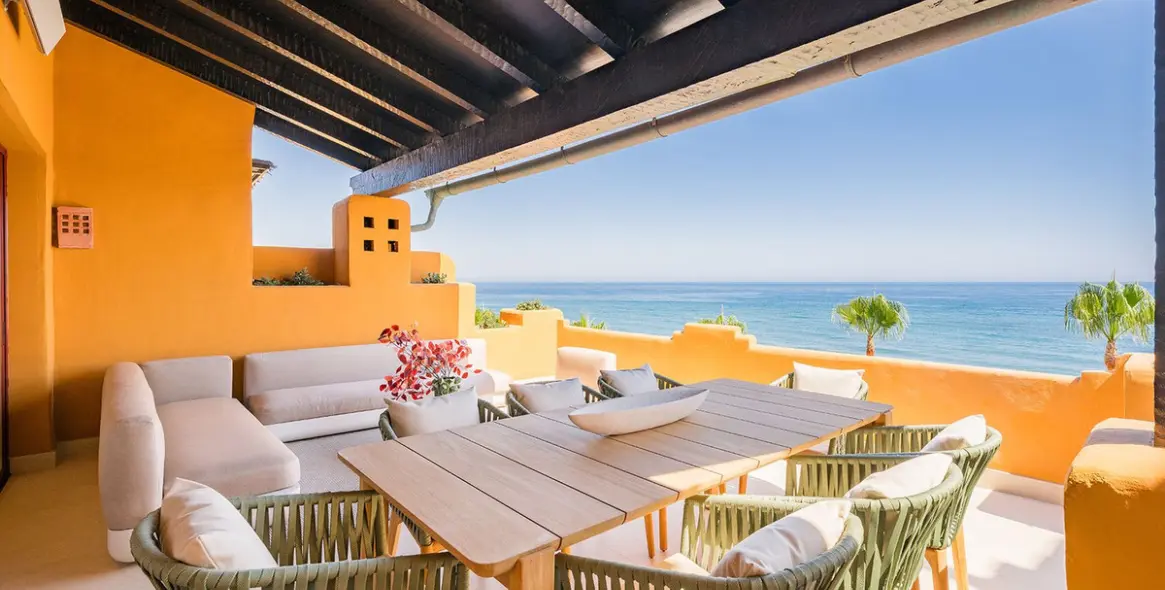 Sale of middle floor apartment in Estepona (district Estepona) 6