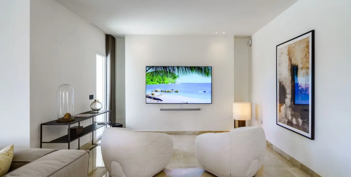 Sale of detached villa in Nueva Andalucía 11