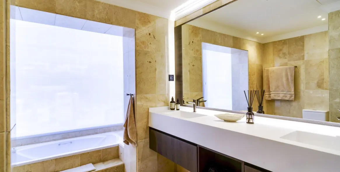 Sale of detached villa in Nueva Andalucía 9