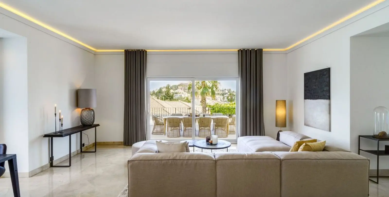 Venta de villa independiente en Nueva Andalucía 11