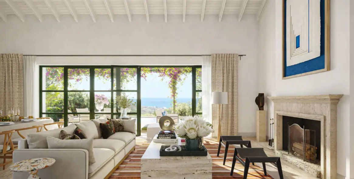 Sale of detached villa in Casares 4