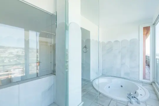 Image 21 thumb