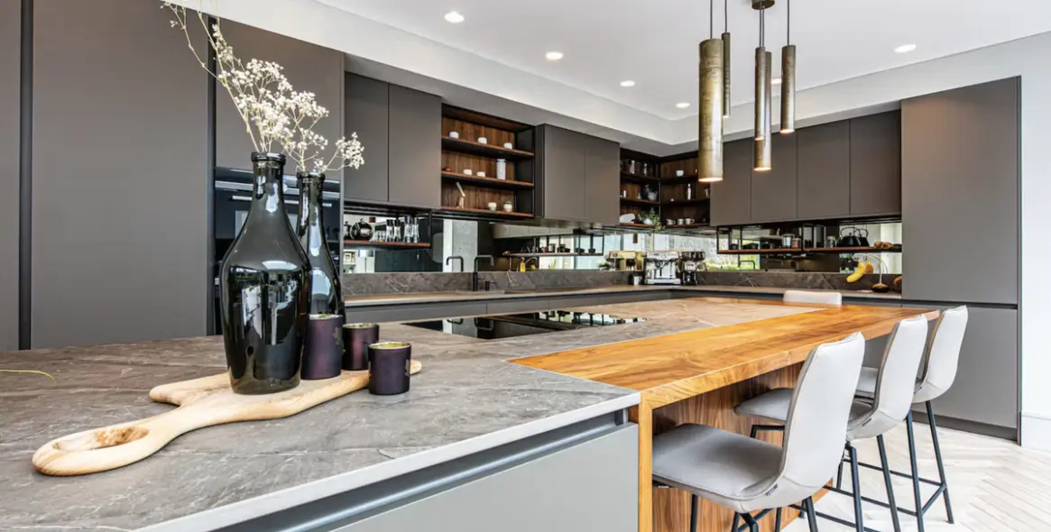 Продажа  отдельно стоящей виллы в Benahavís 2