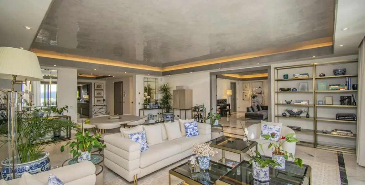 Продажа апартаментов на среднем этаже в Sierra Blanca 2