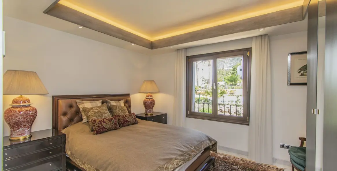 Продажа апартаментов на среднем этаже в Sierra Blanca 6