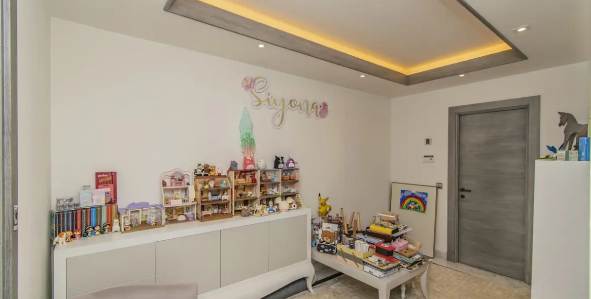 Продажа апартаментов на среднем этаже в Sierra Blanca 18