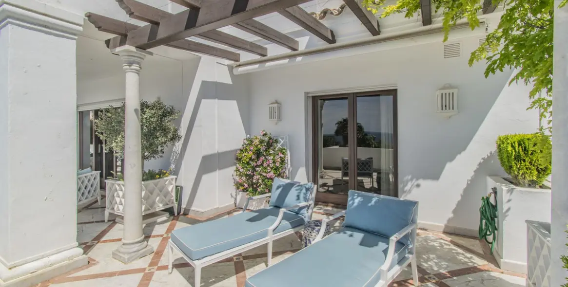 Продажа апартаментов на среднем этаже в Sierra Blanca 25