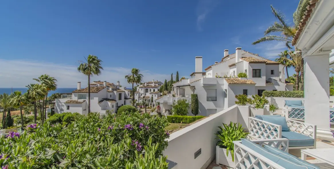 Продажа апартаментов на среднем этаже в Sierra Blanca 30